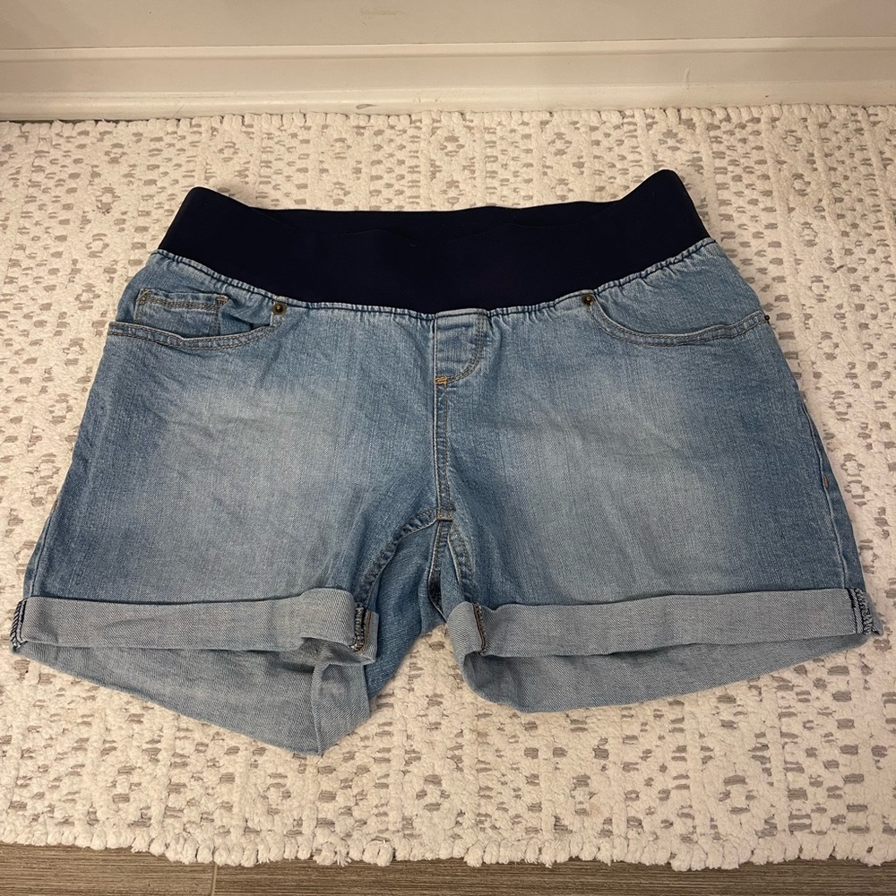 Great expectations maternity shorts
